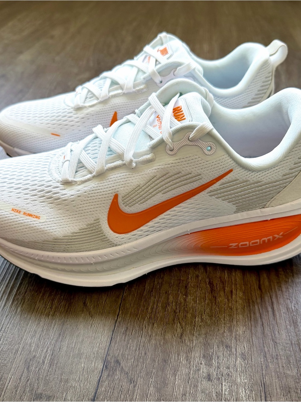 NEW Nike Vomero 18 TB White Bright Ceramic IB4032-108 Women’s Size 9